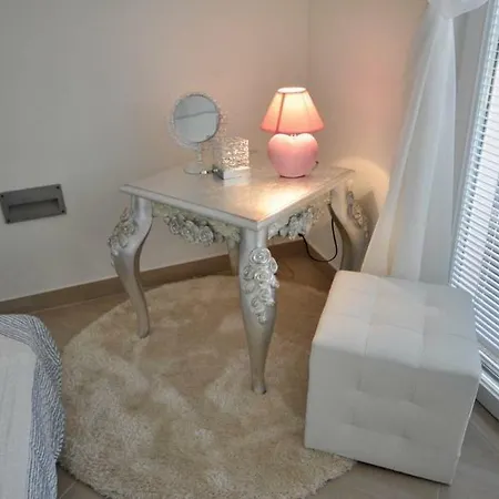 Maja Holiday Houses Casa vacanze
