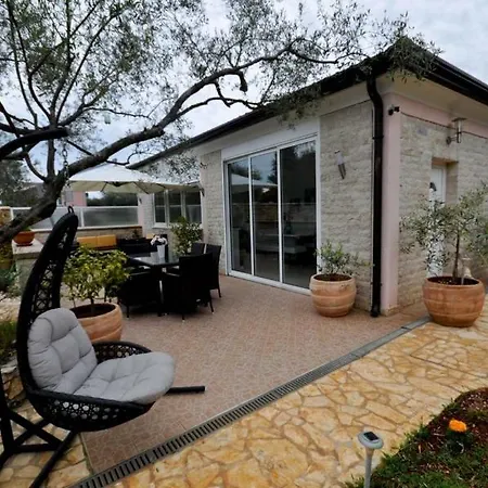 Maja Holiday Houses Casa vacanze Umago